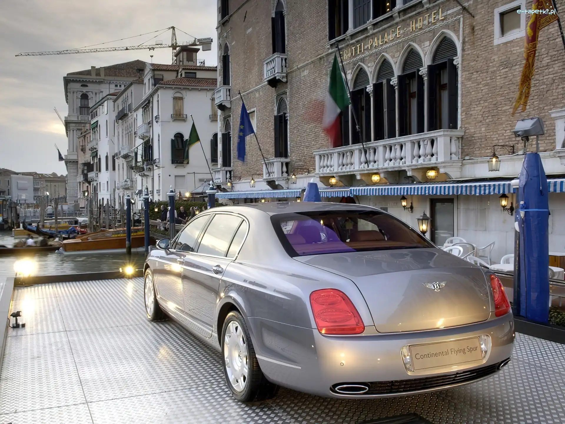 Model, Flagowy, Bentley Continental