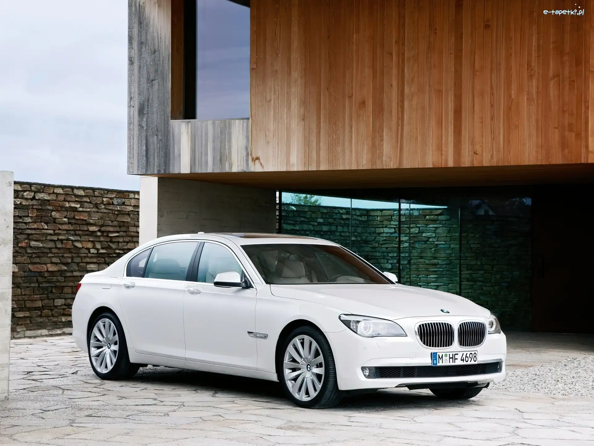 Limuzyna, BMW 760Li, Białe