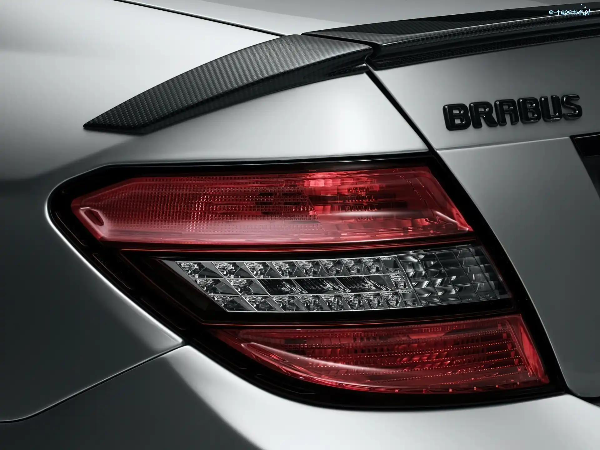 Lampa, Brabus, Tył, Mercedes W204