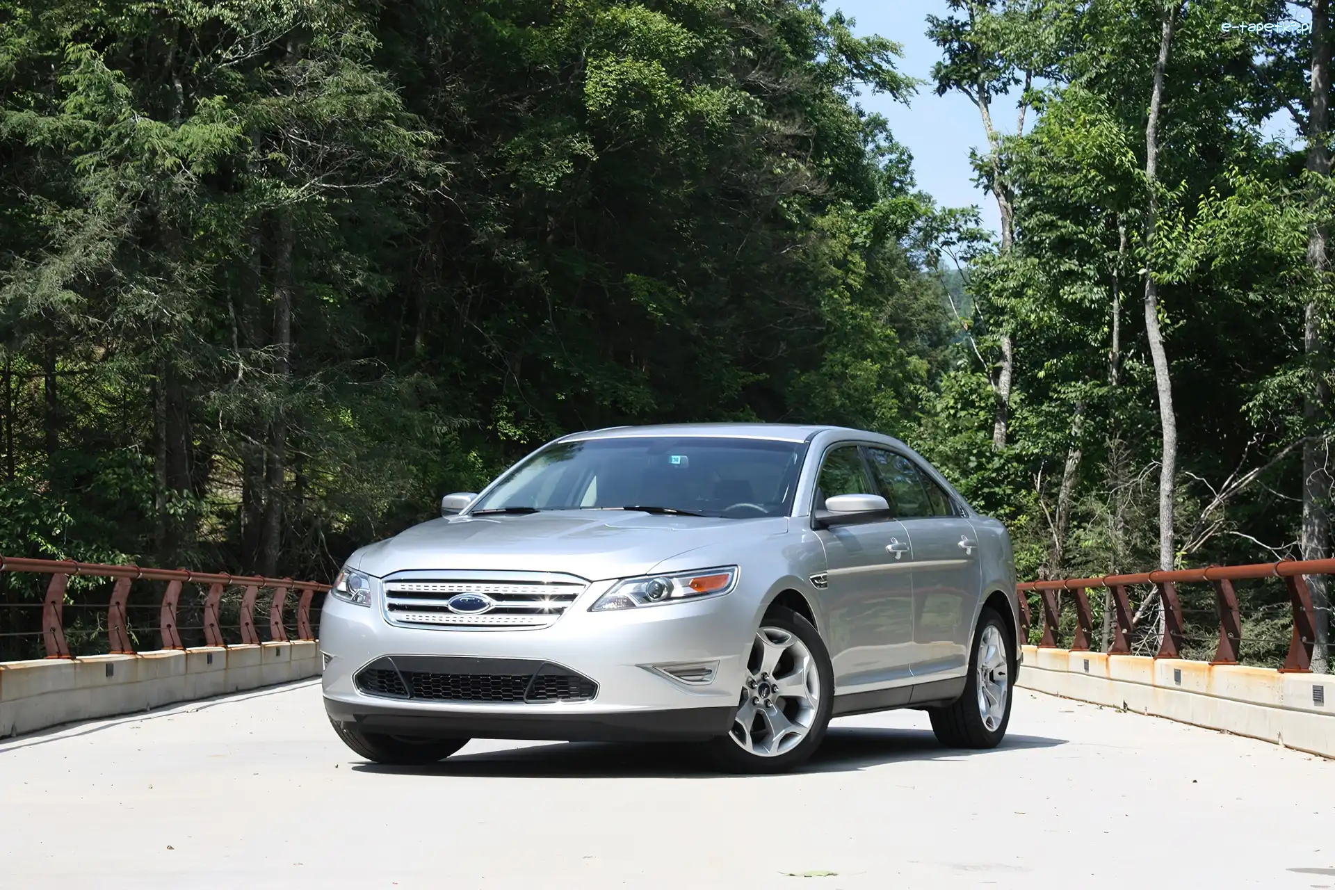 Alufelgi, Ford Taurus