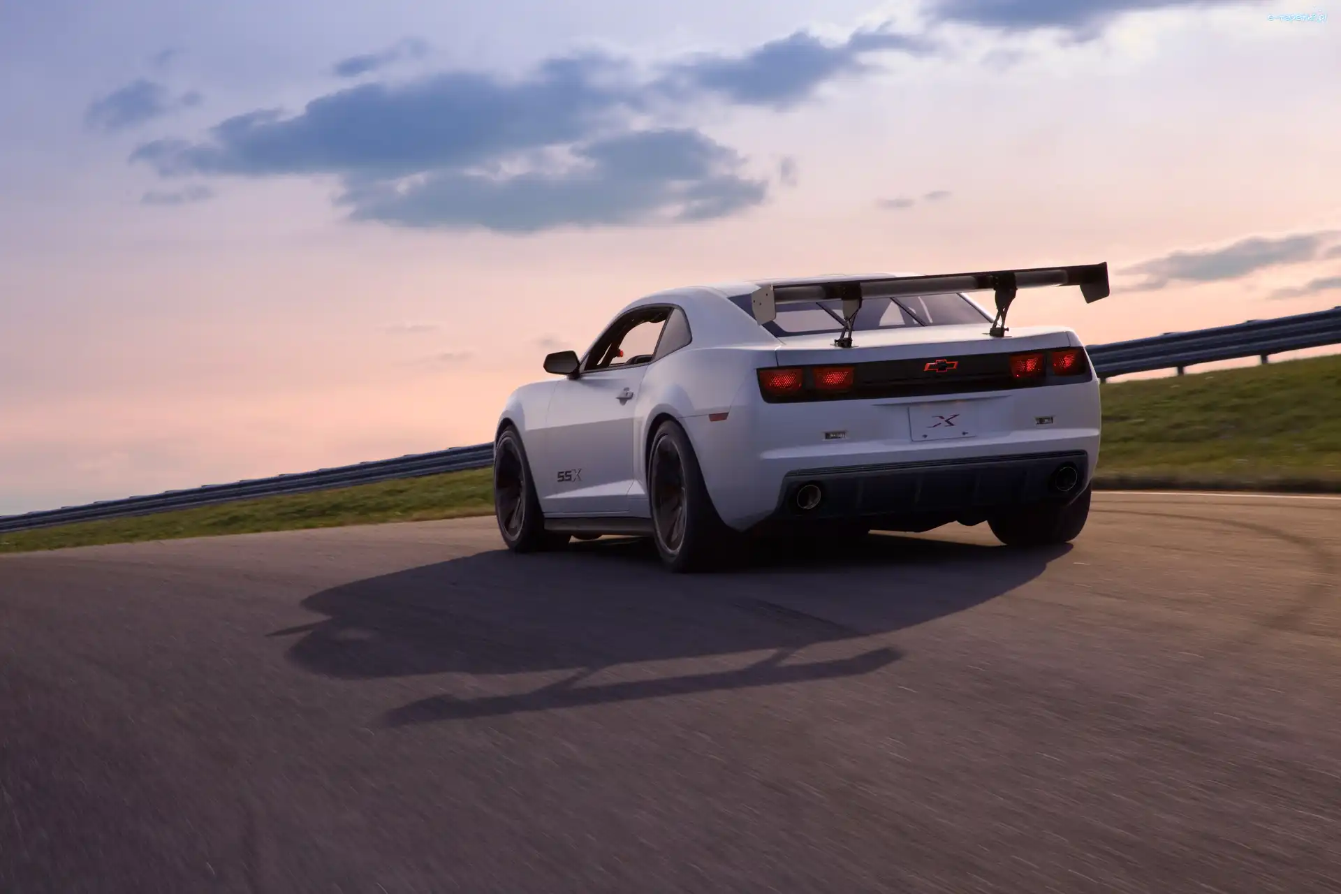 Spojler, Chevrolet Camaro SSX