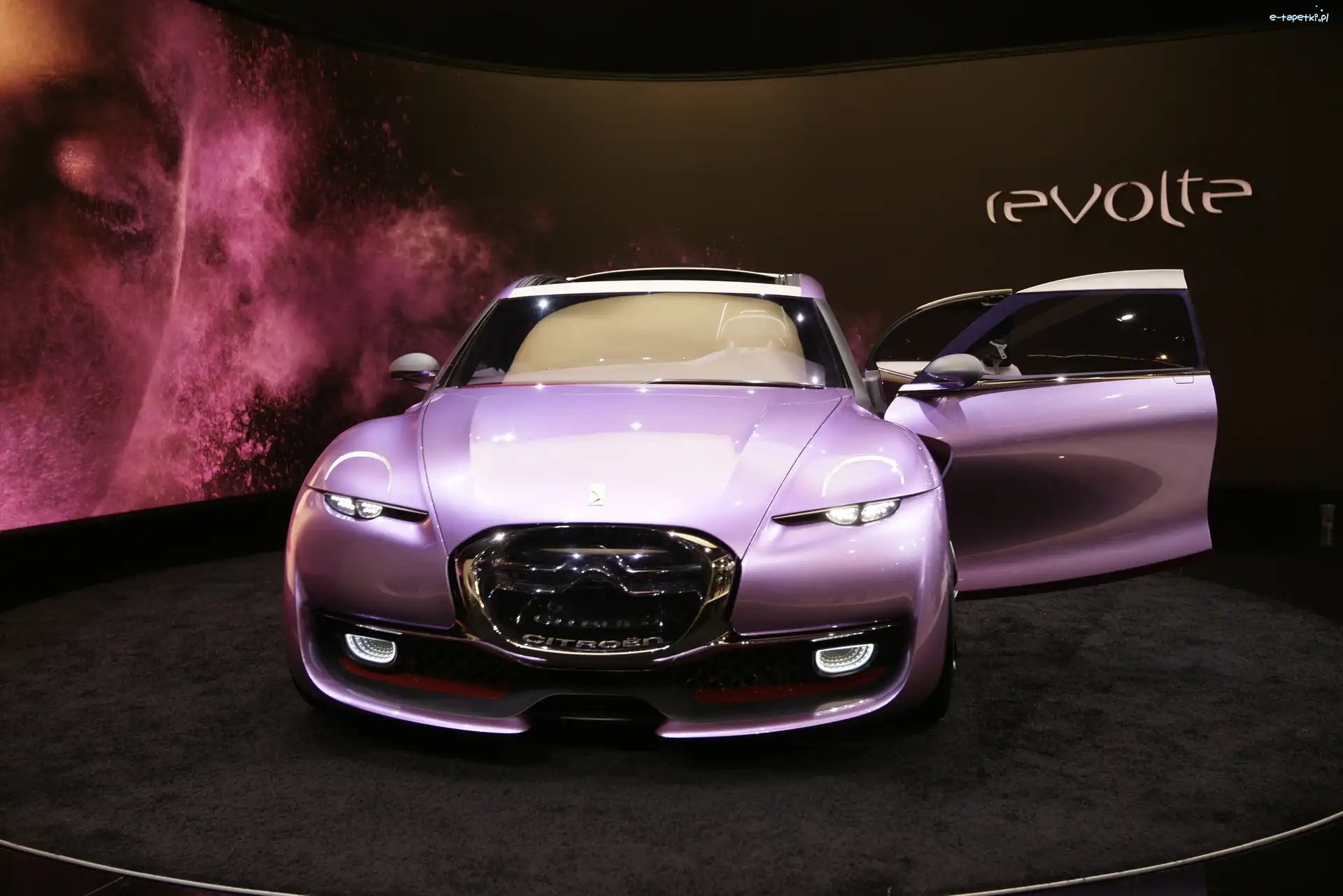 Maska, Citroen Revolte