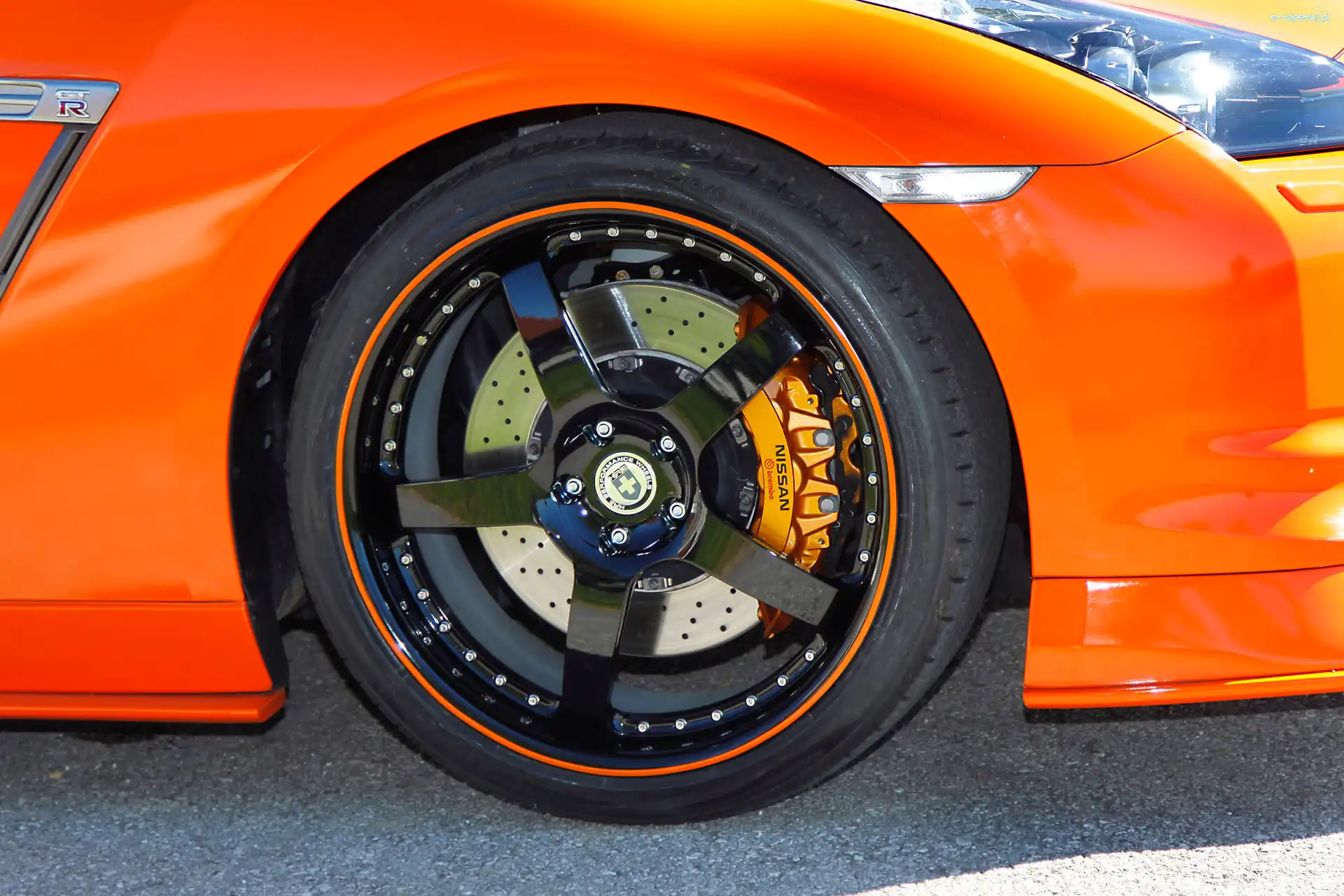 Brembo, Zacisk, Nissan GT-R Konigseder