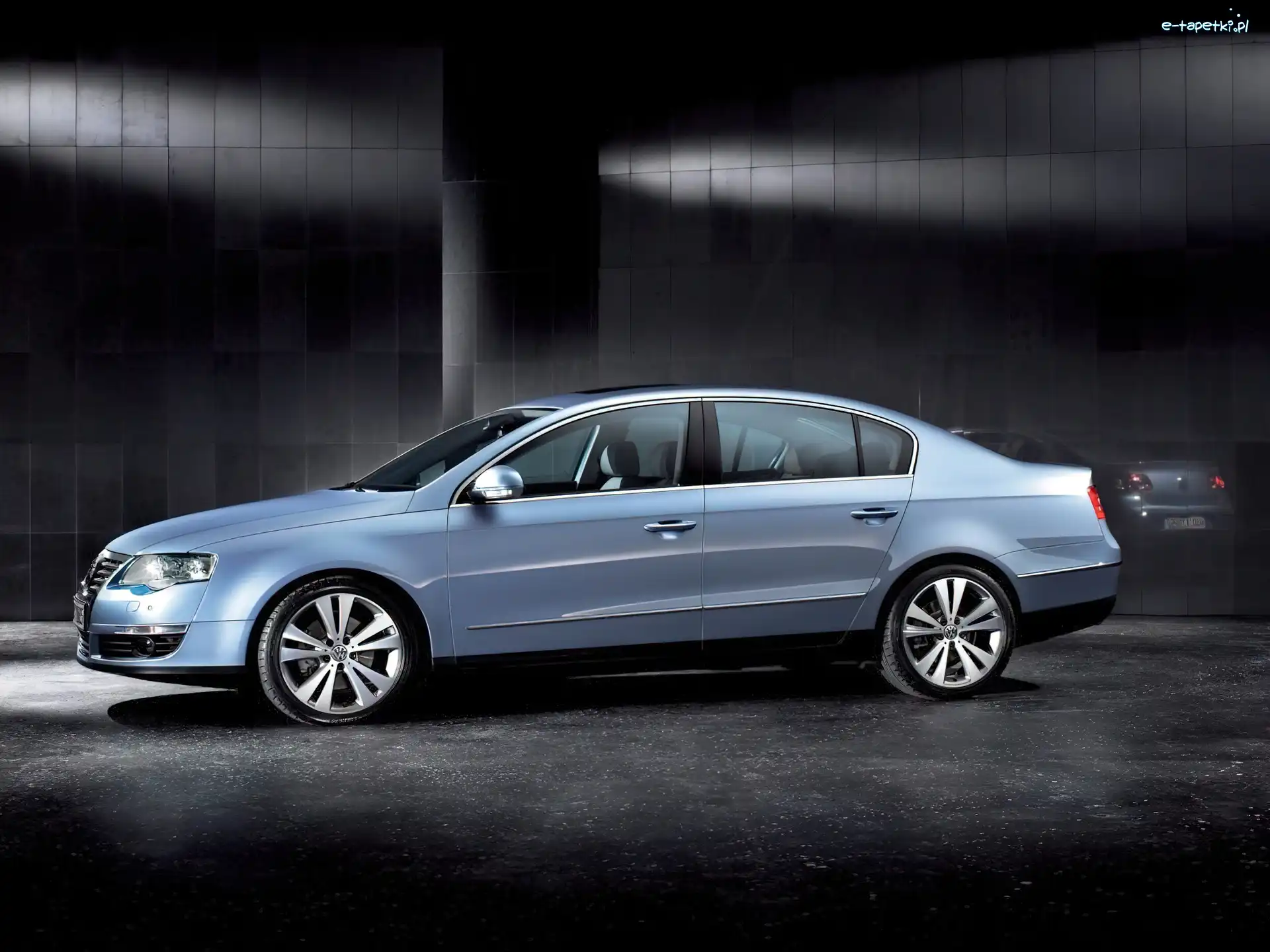 Jasno niebieski, Passat B6