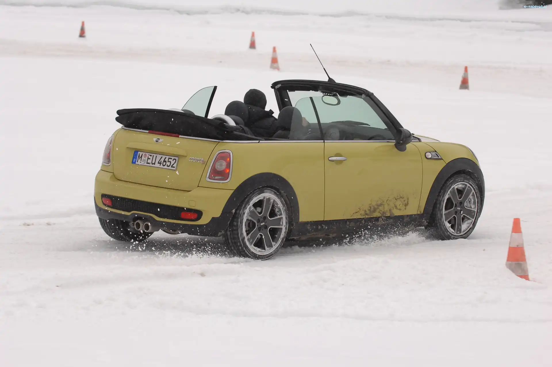 Zimowy, Test, Mini Cabrio
