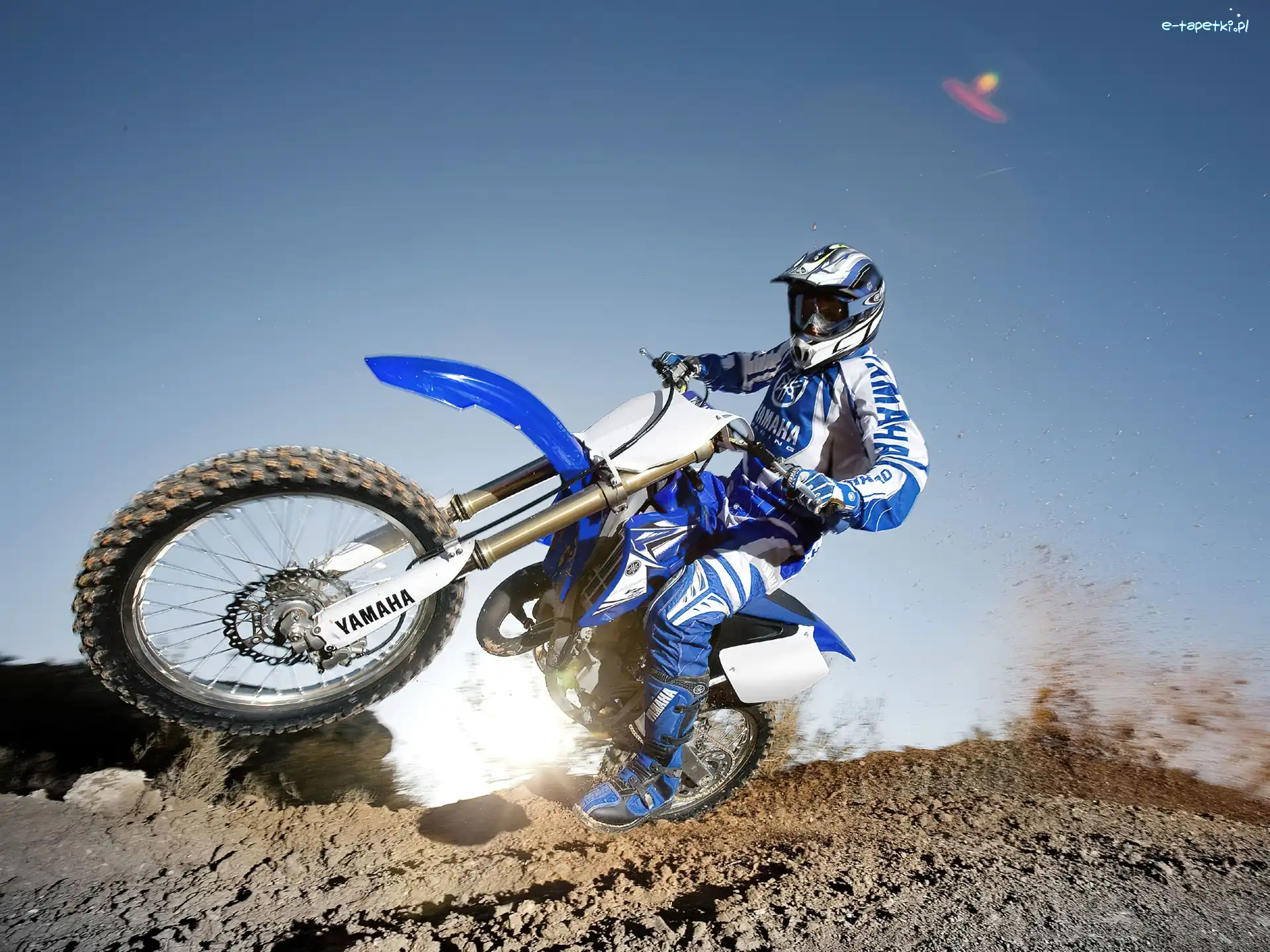 Yamaha YZ125, Ochraniacze, Buty, Cross