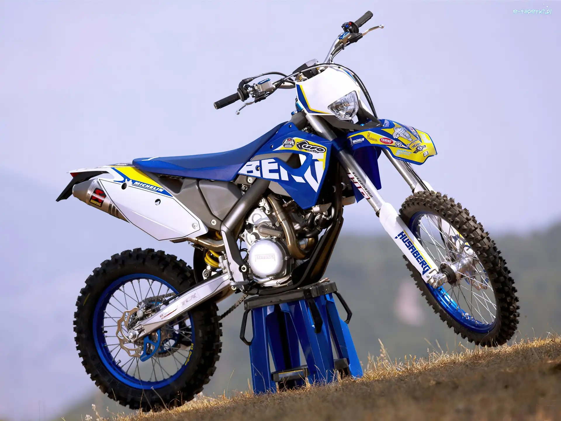 Stojak, Husaberg FE570