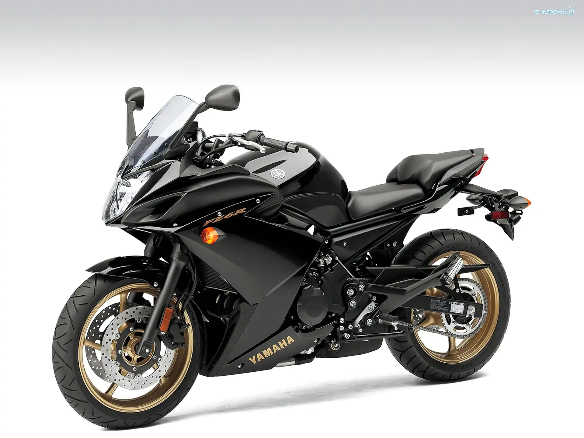 Owiewki, Yamaha FZ6R, Czarna