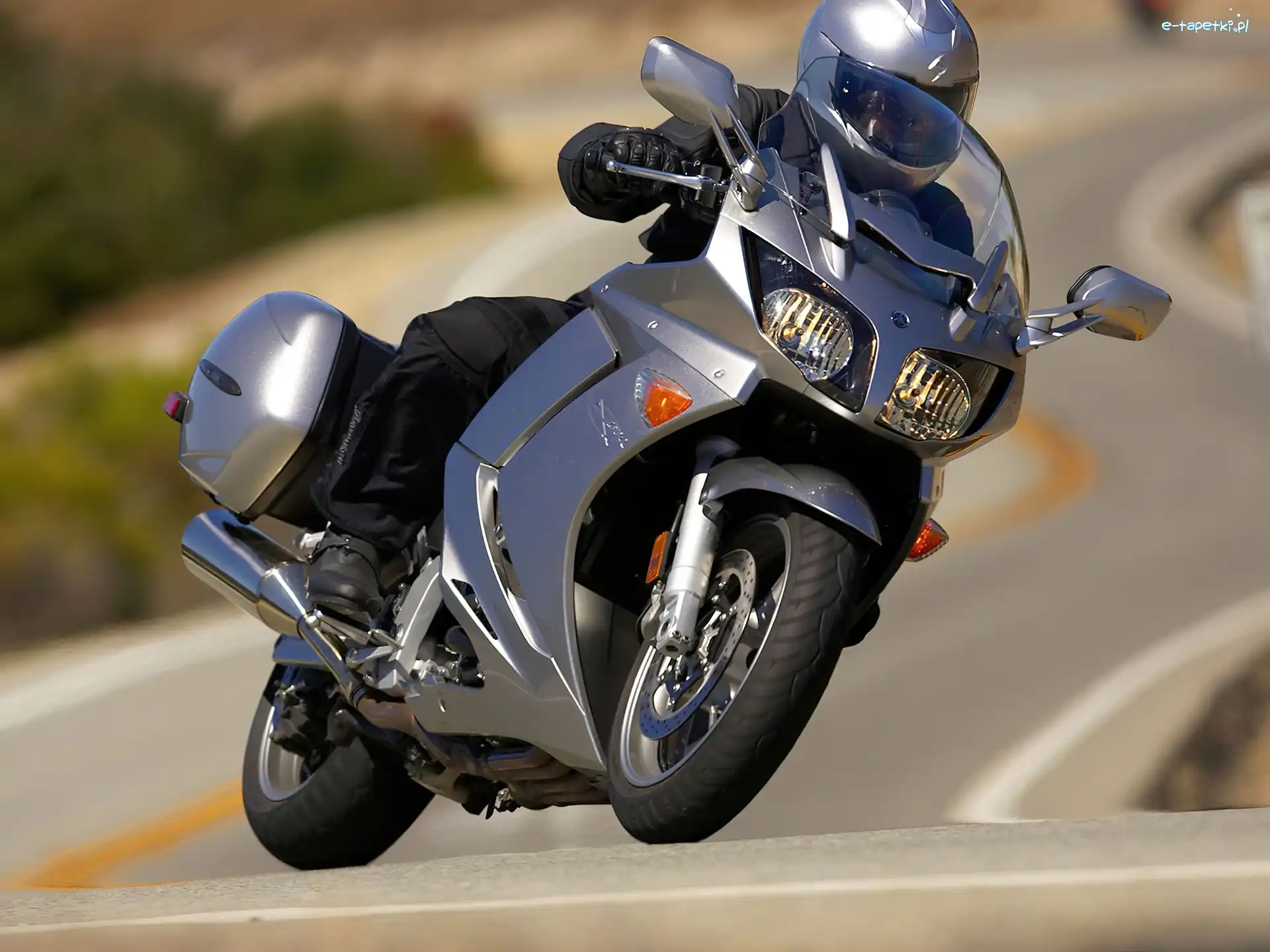 Motocykl, Turystyczny, Yamaha FJR1300A
