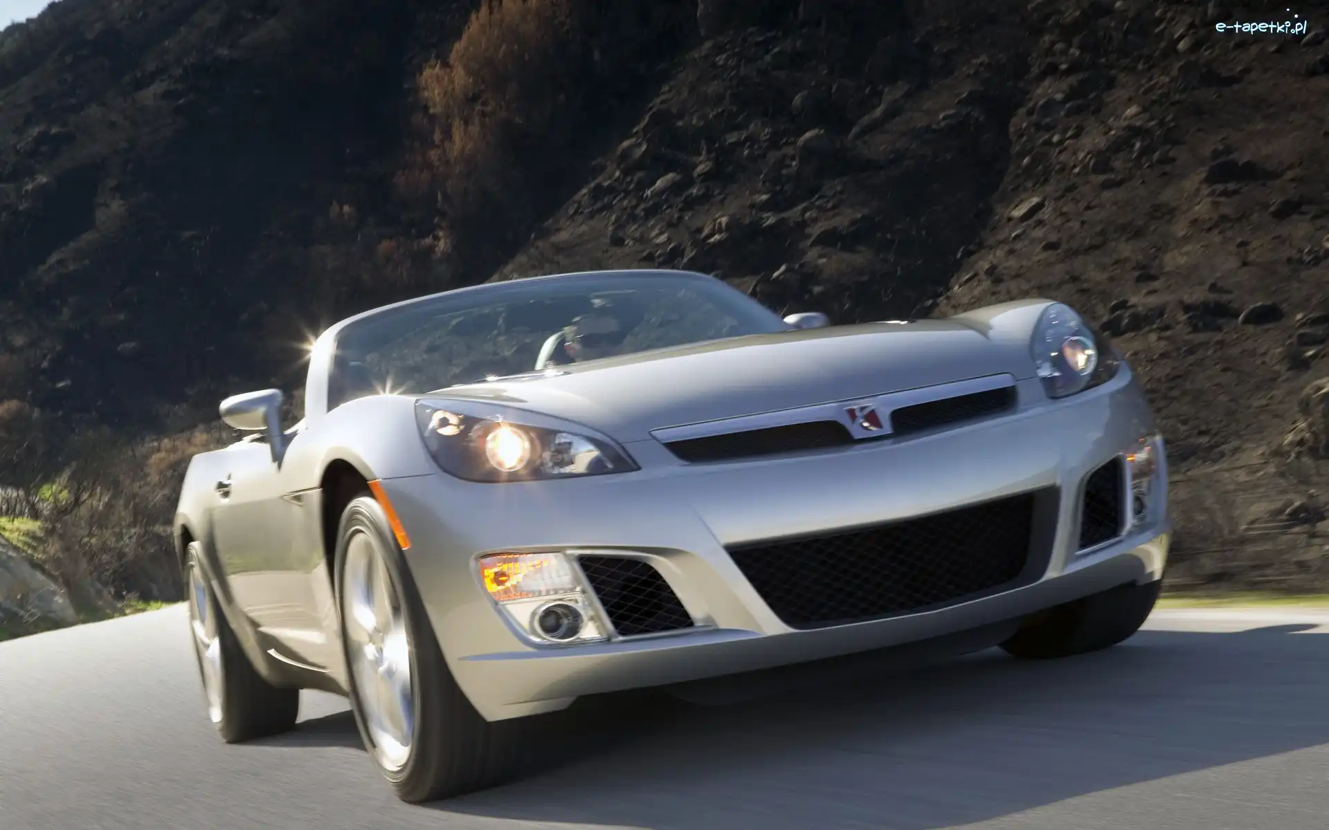 Zderzak, Saturn Sky