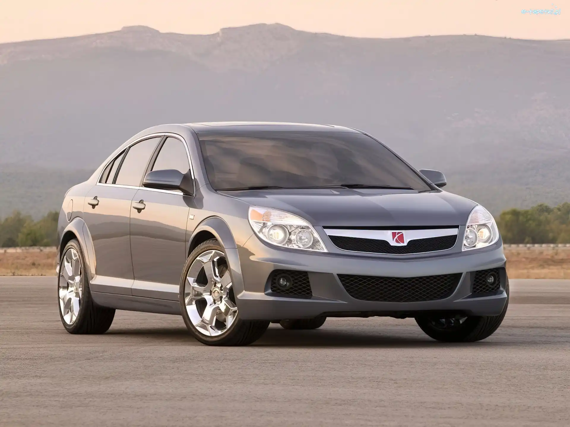 Sedan, Saturn Aura