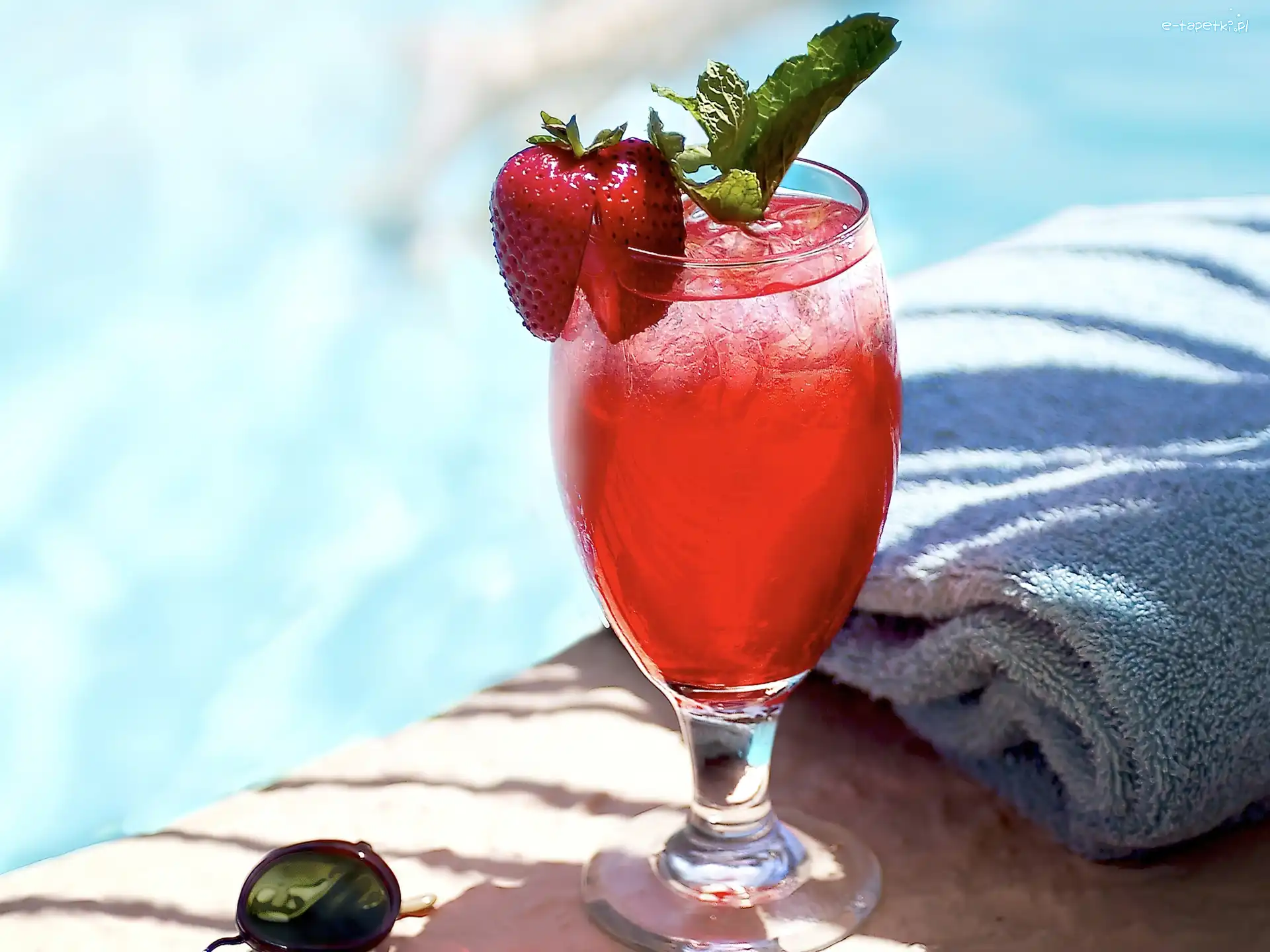 Truskawka, Drink, Czerwony