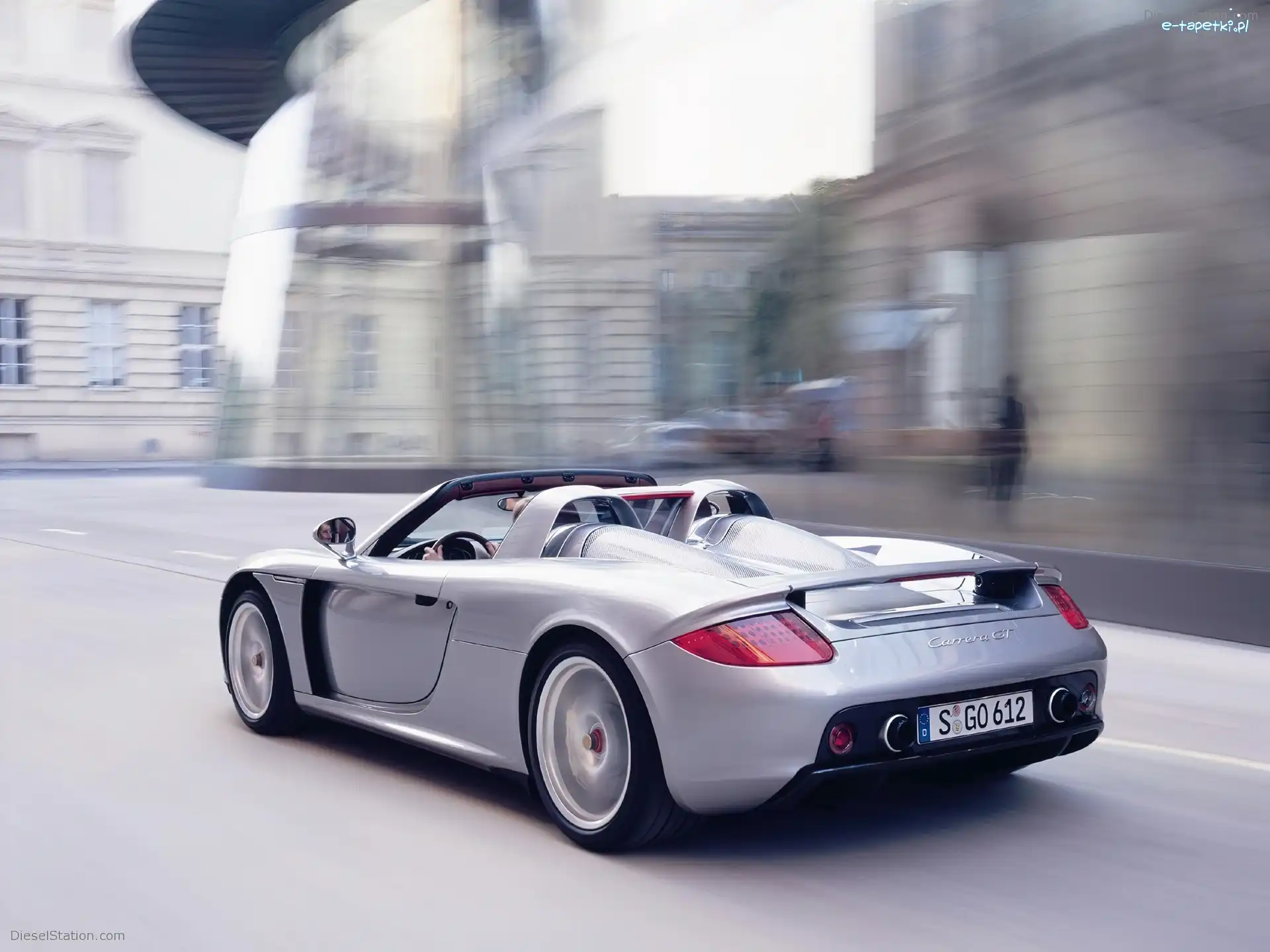 Srebrny, Carrera GT