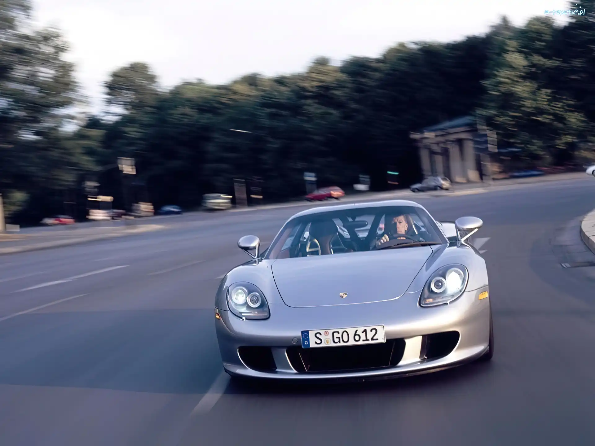 Srebrna, Carrera GT