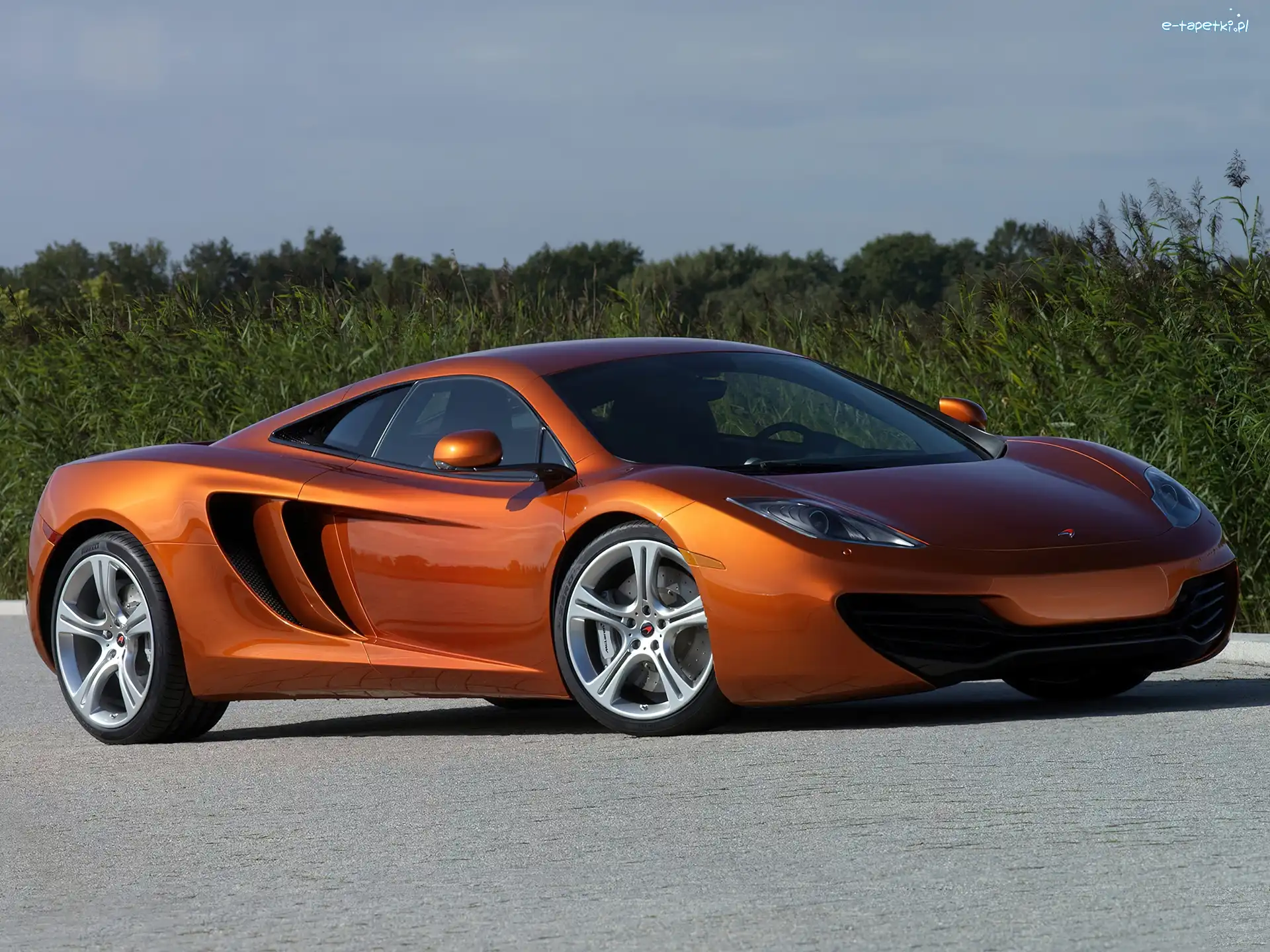 Maska, McLaren MP4-12C