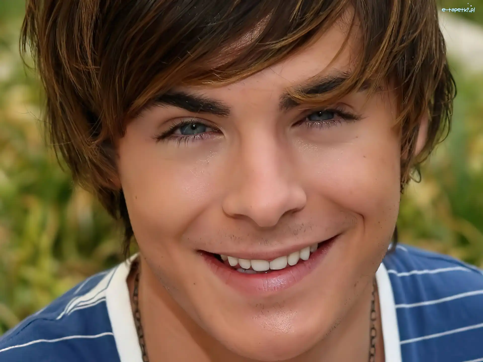 Uśmiech, Zac Efron