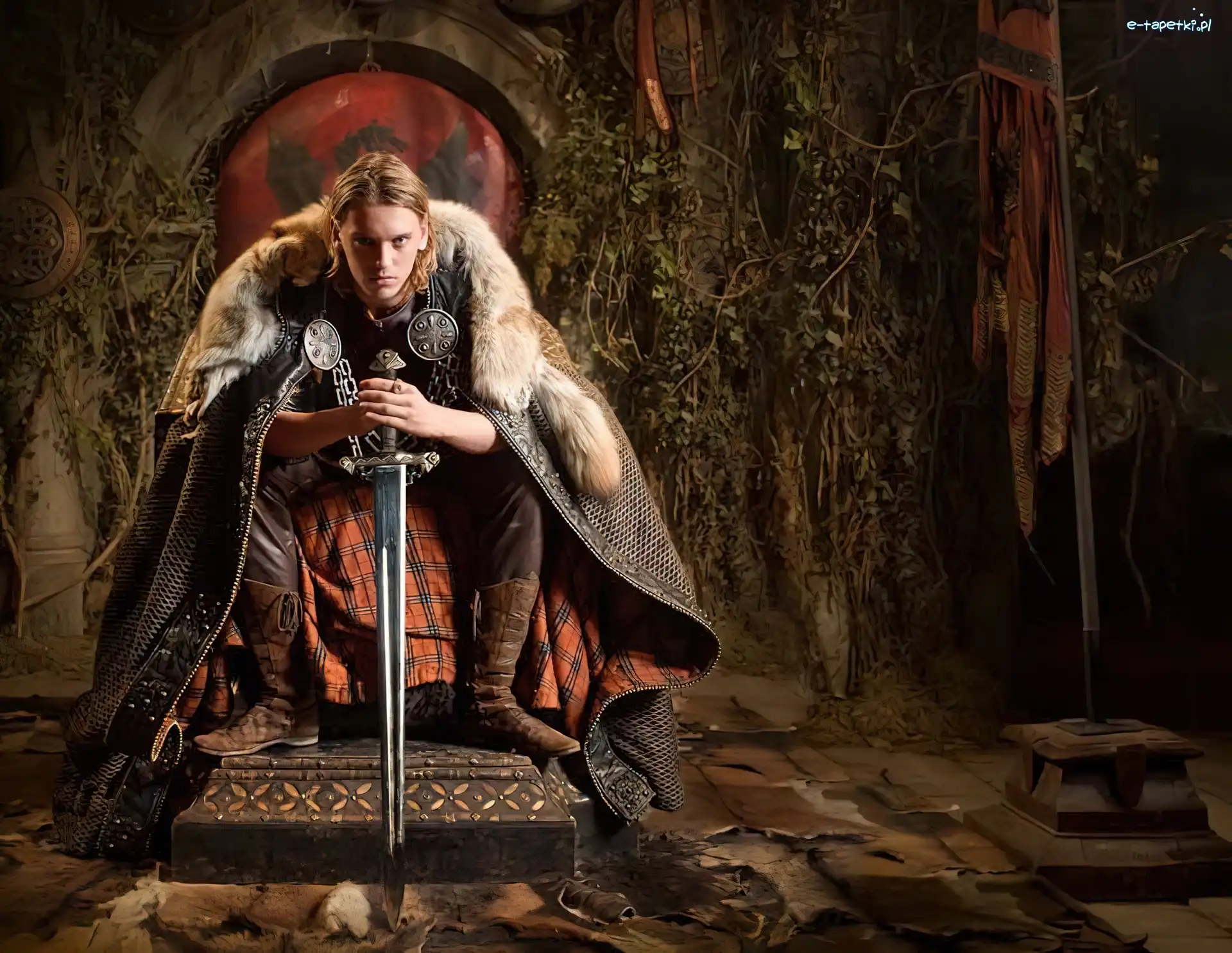 Camelot, Jamie Campbell Bower, Miecz, Serial