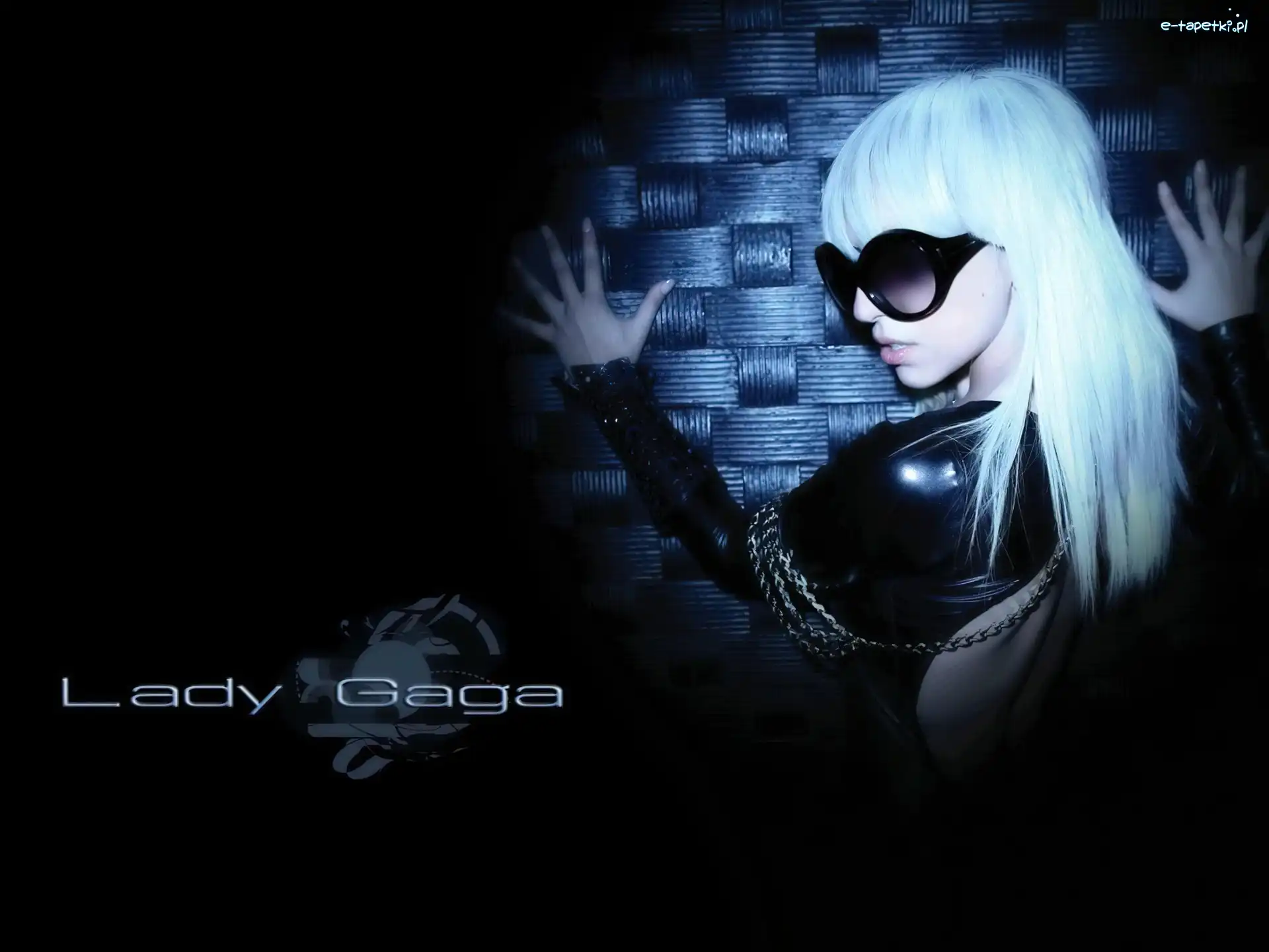 Lady Gaga, Piosenkarka, Ekscentryczna