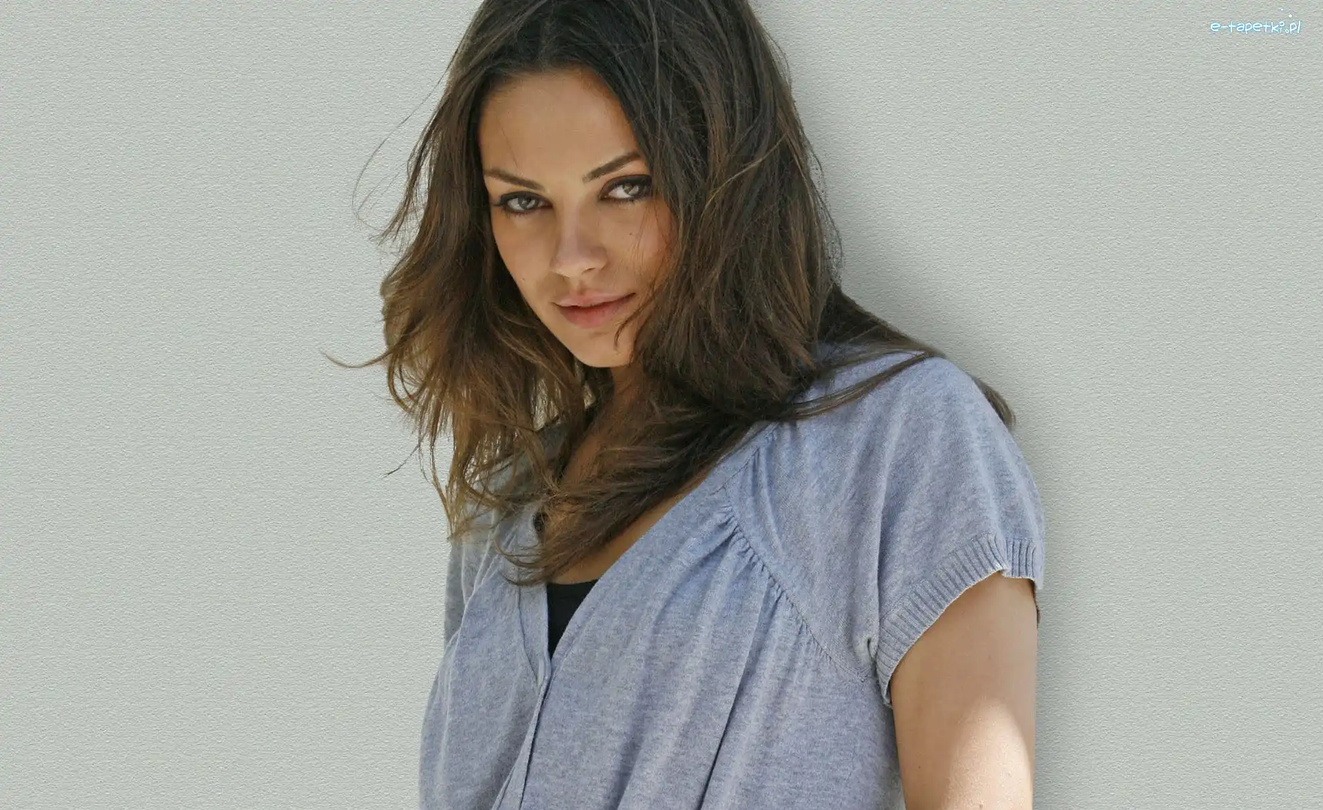 Mila Kunis, Ponętna