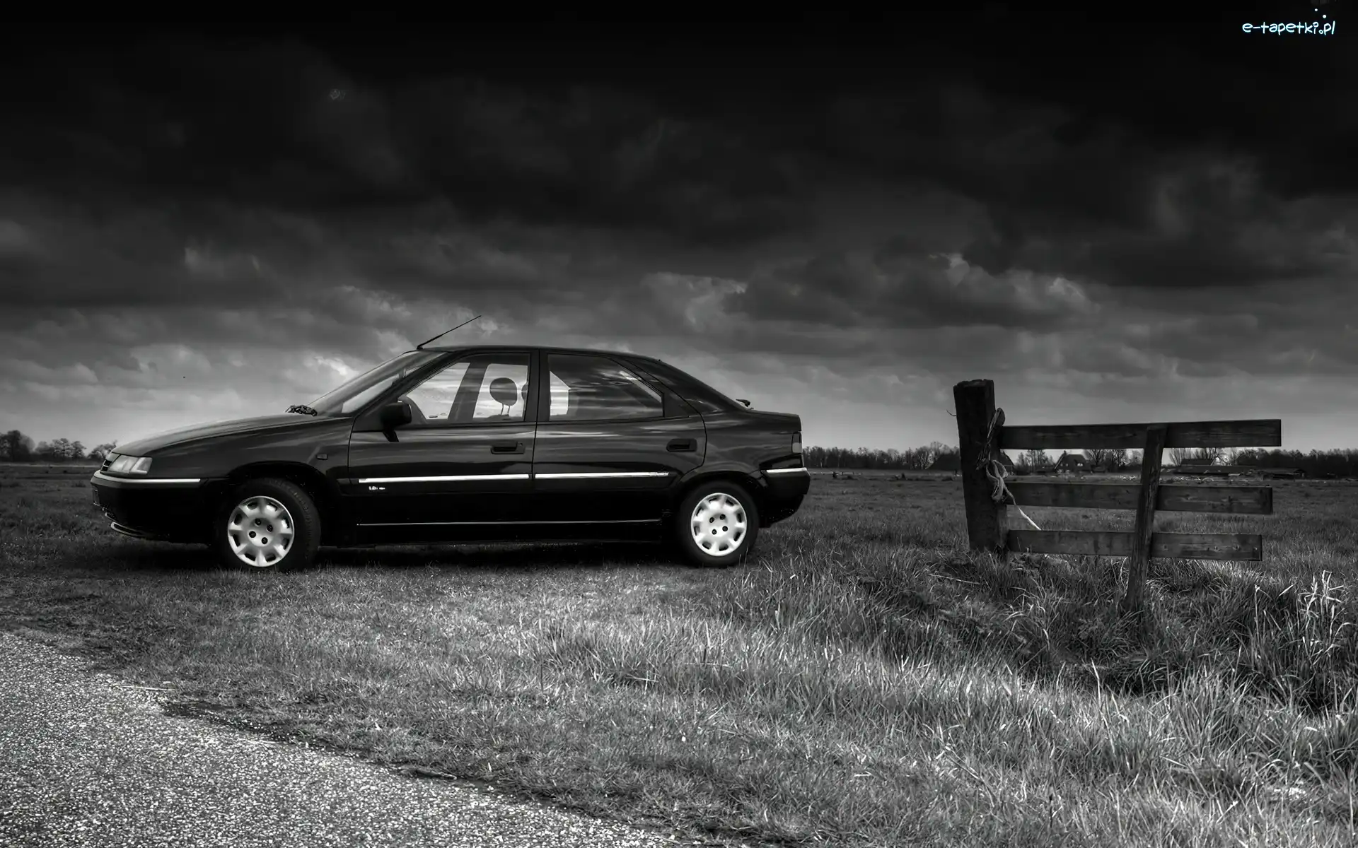 Citroen Xantia, Czarny