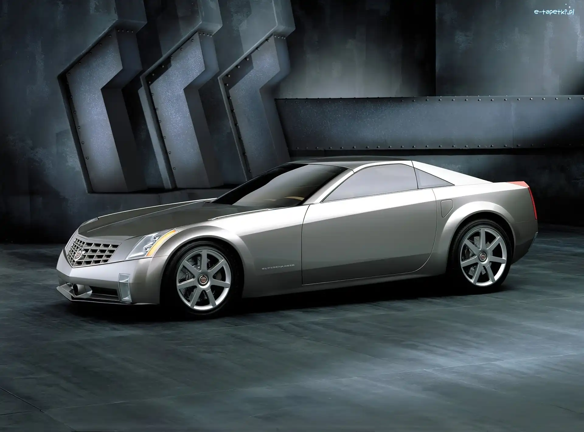 Prototyp, Cadillac Evoq, Srebrny