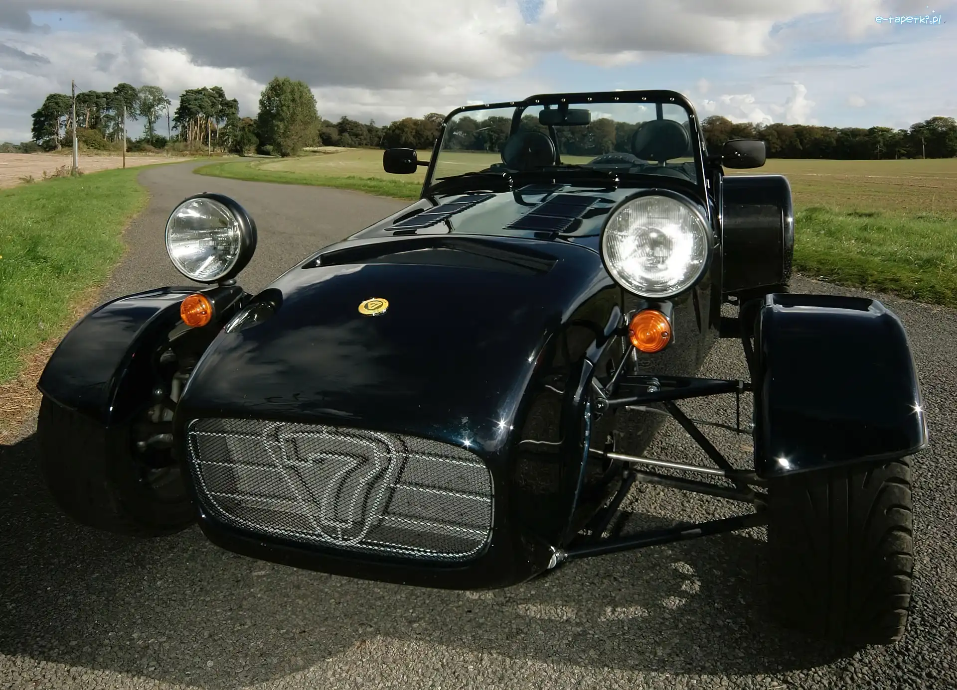 Caterham CSR, Czarny