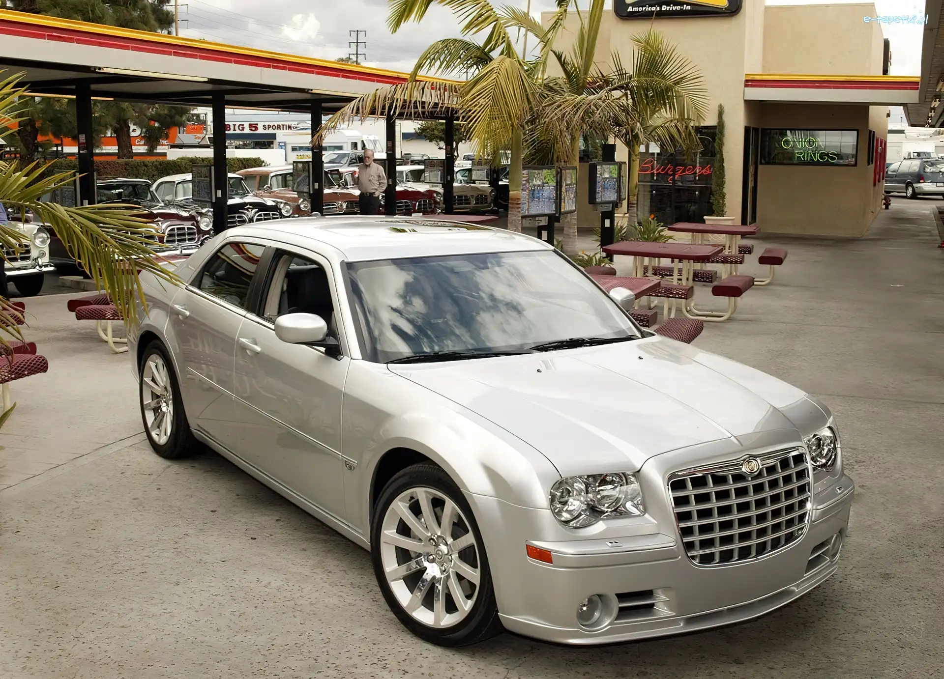 Dealer, Chrysler 300C SRT8