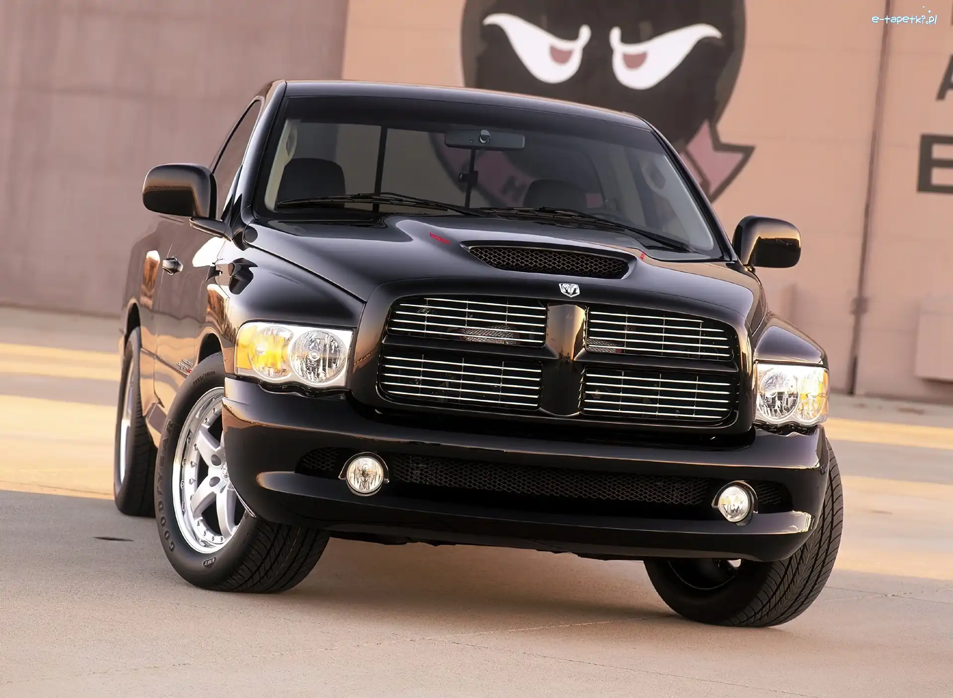 Dodge Ram SRT1, Czarny