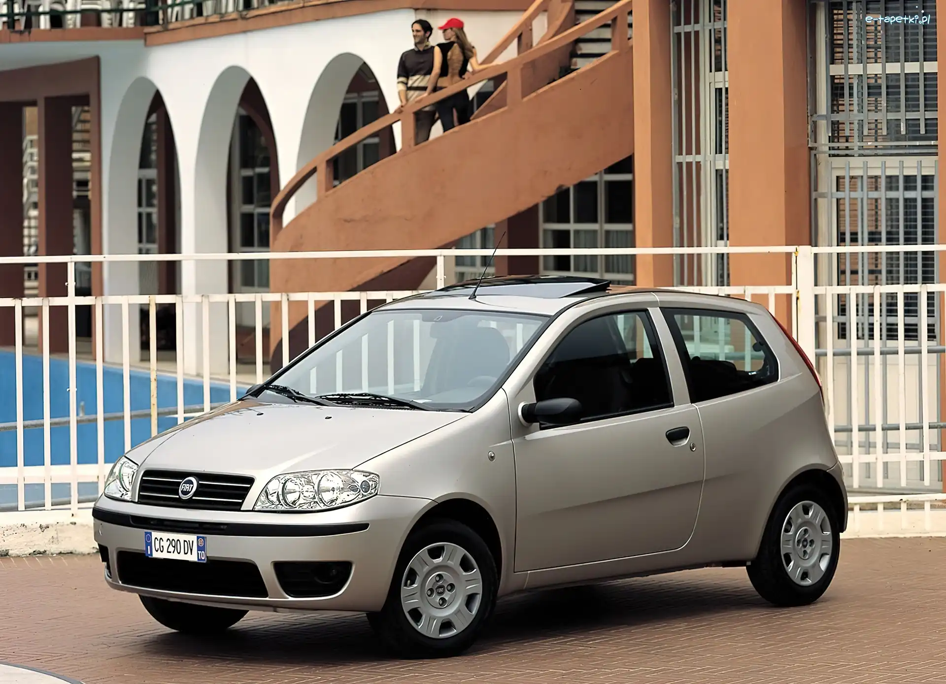 Fiat Punto Active, Samochód