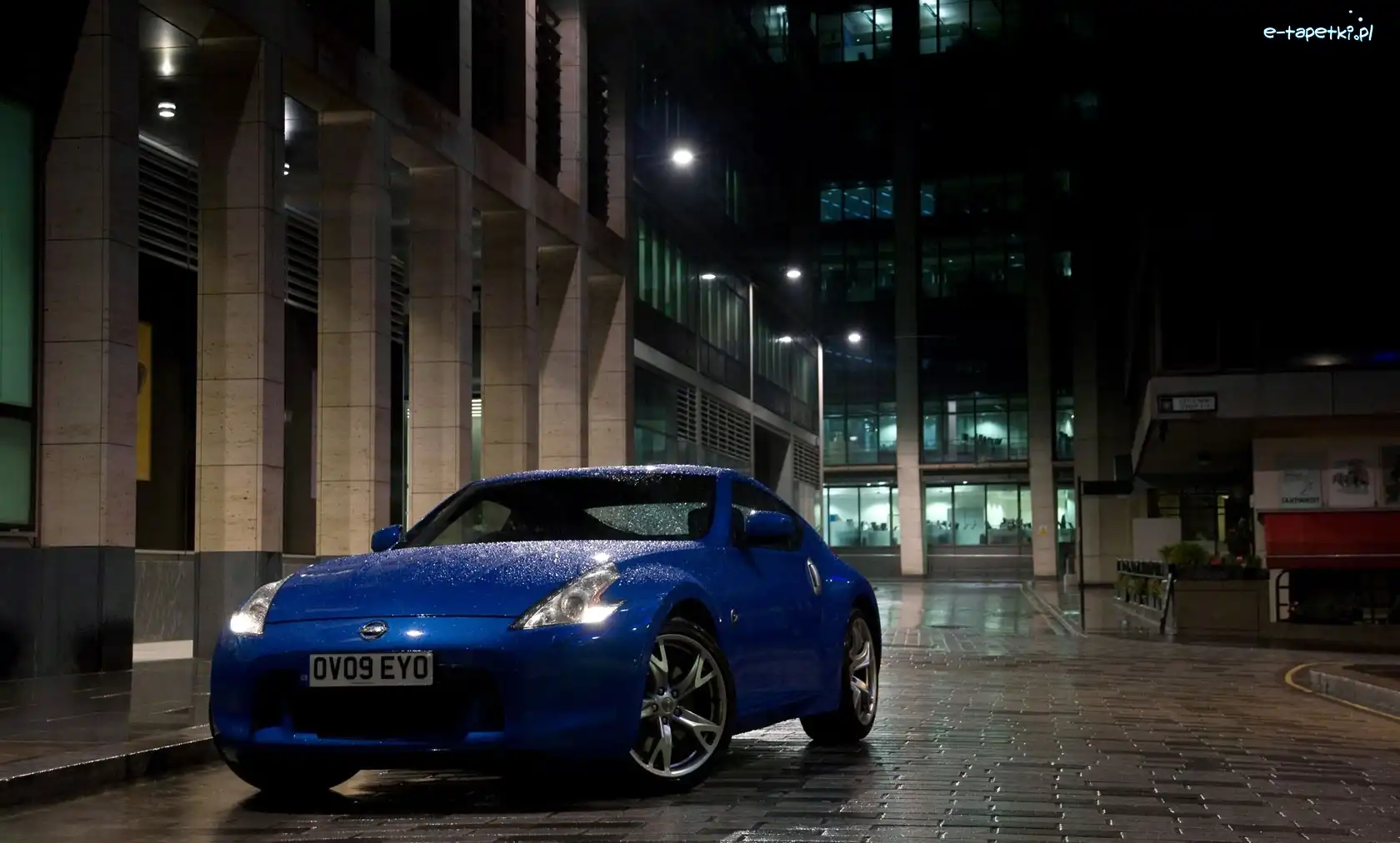 Deszcz, Ulica, Nissan 370Z