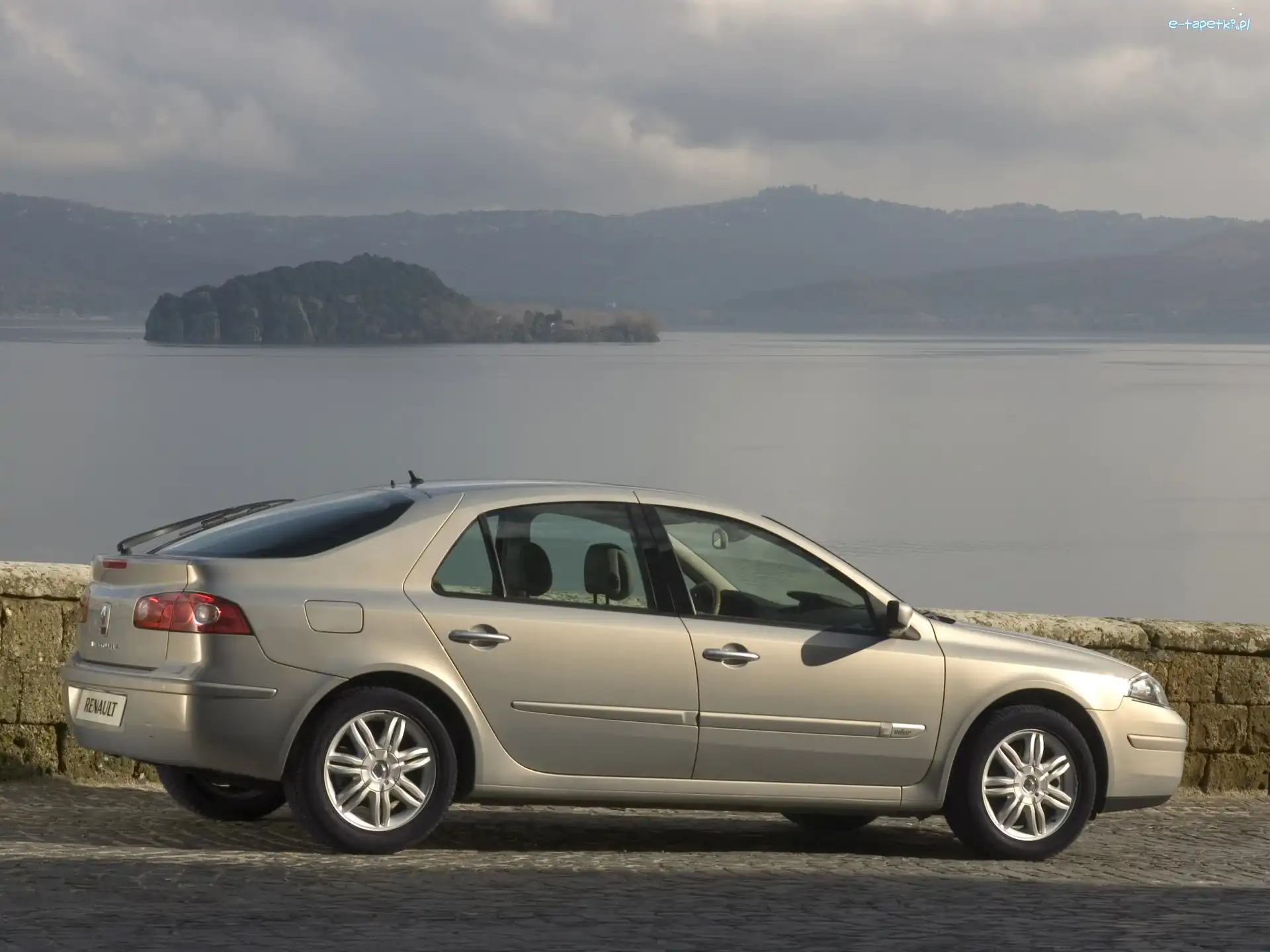 Strona, Prawa, Renault Laguna
