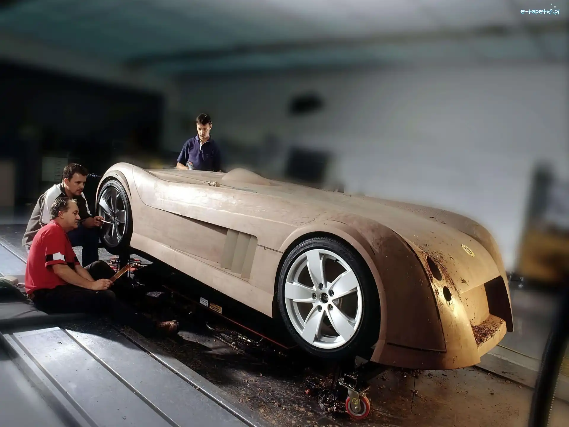 Fabryka, Elfin Streamliner