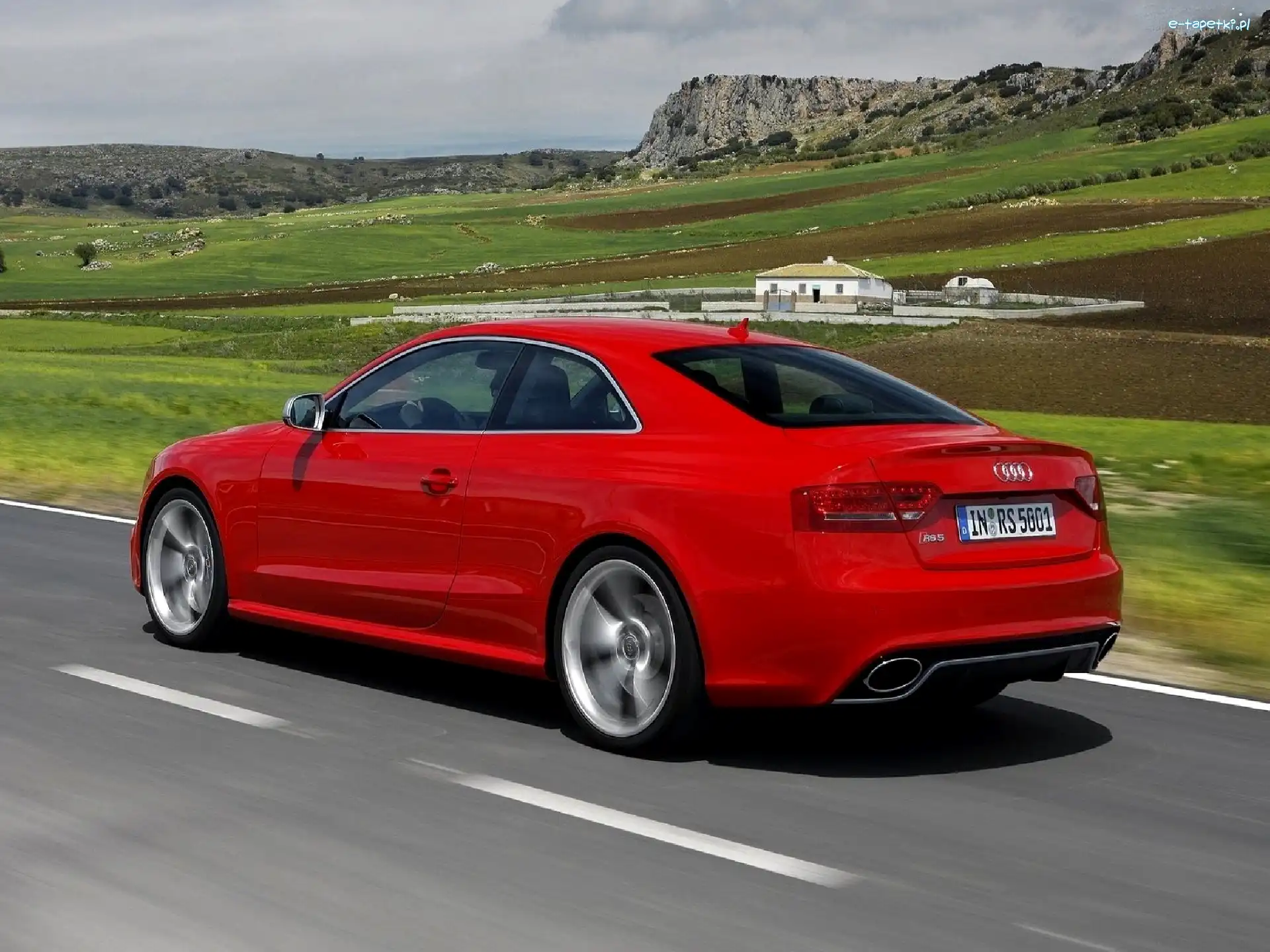 Audi RS5, Czerwone
