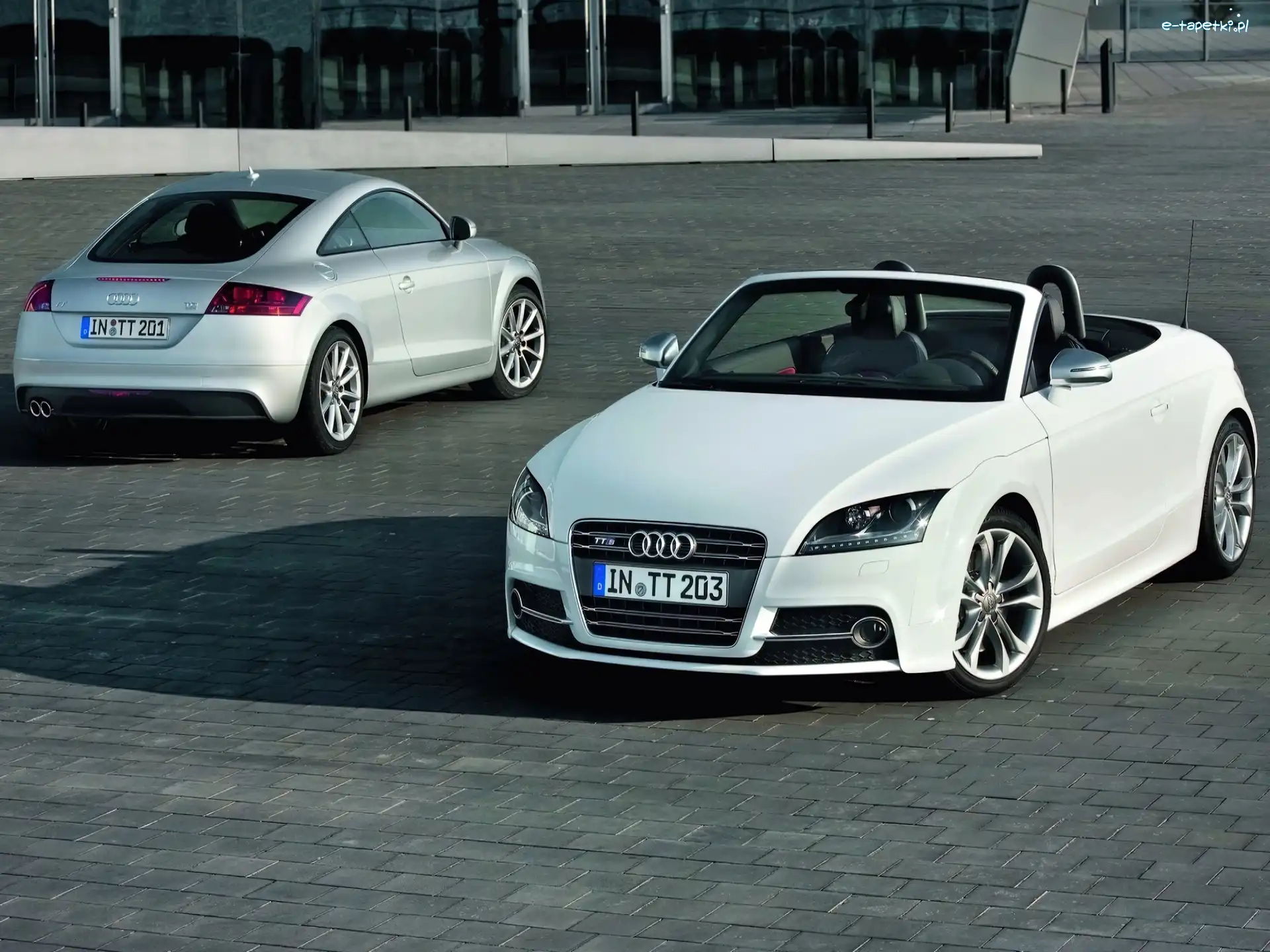 Dwie, Nadwozia, Wersje, Audi TT
