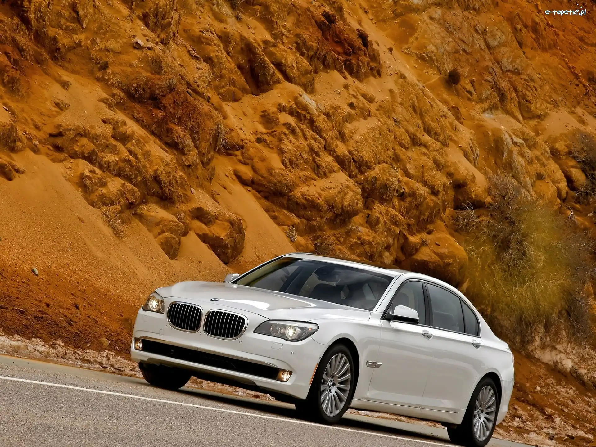 BMW 750Li, Białe