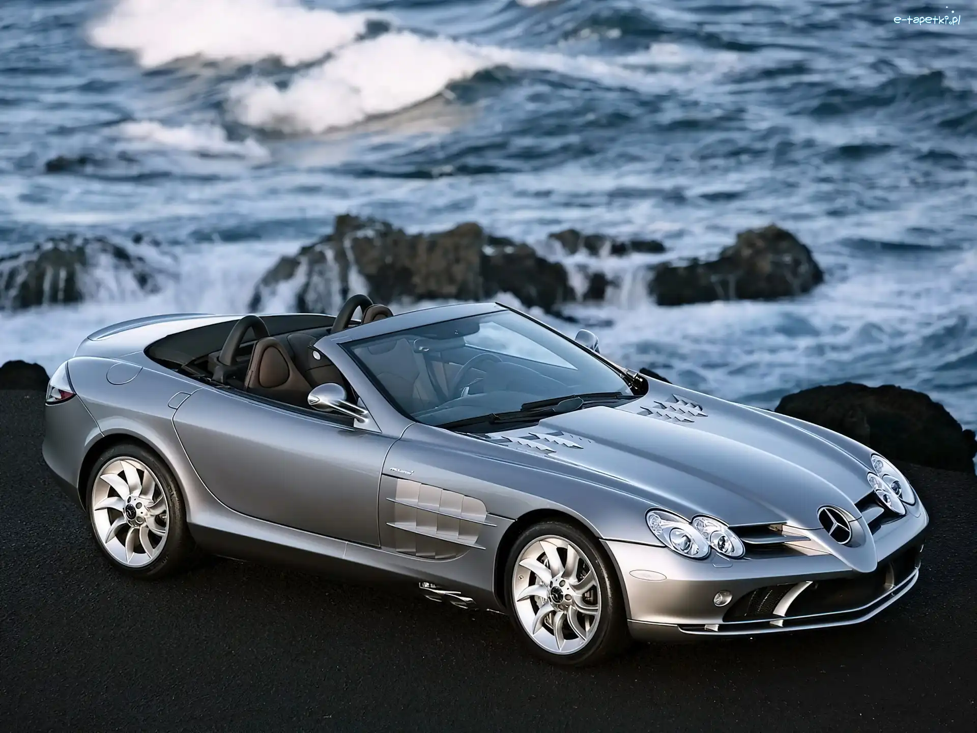 Mercedes Benz SLR McLaren Roadster, Srebrny