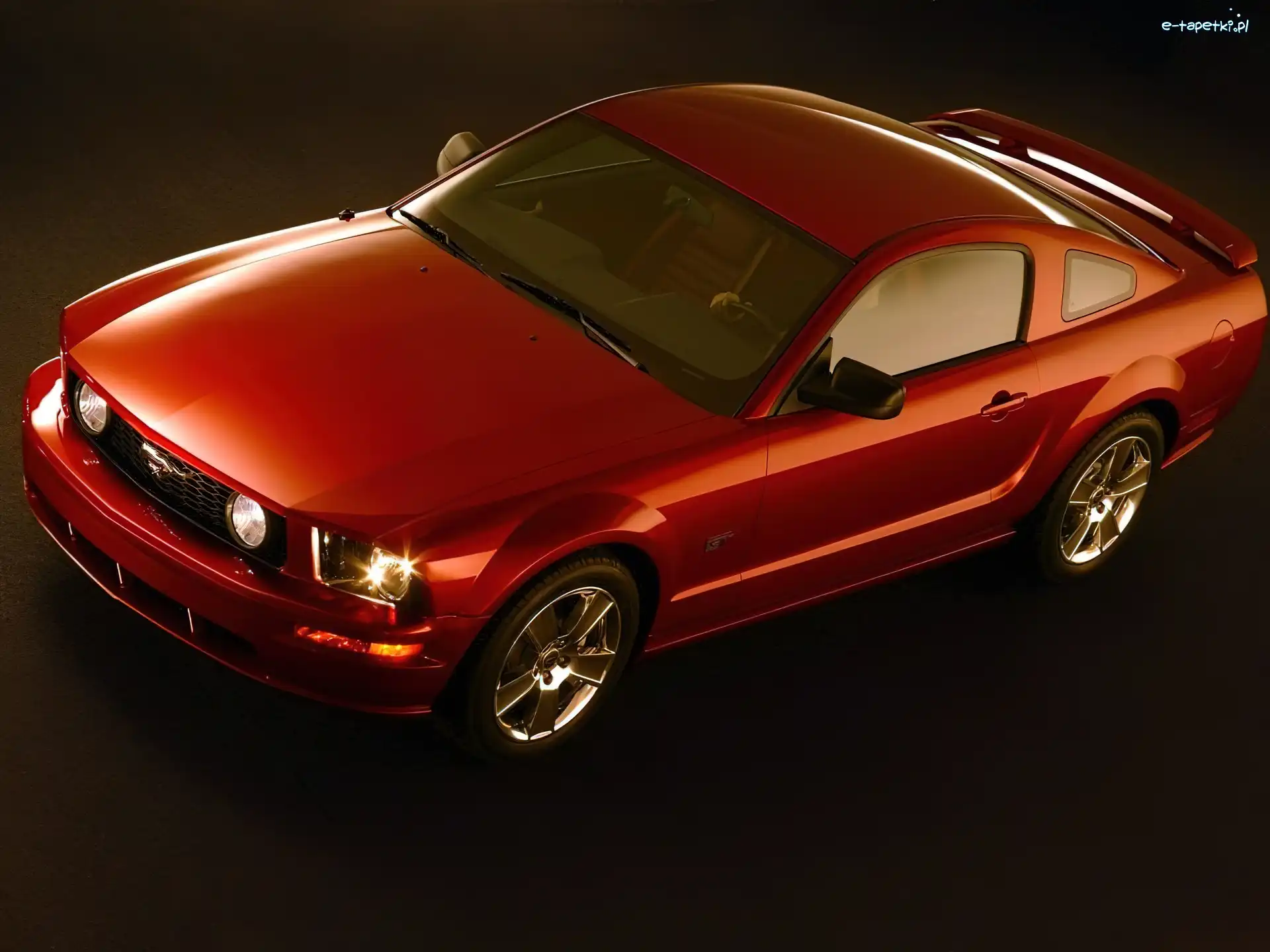 Ford Mustang, Czerwony