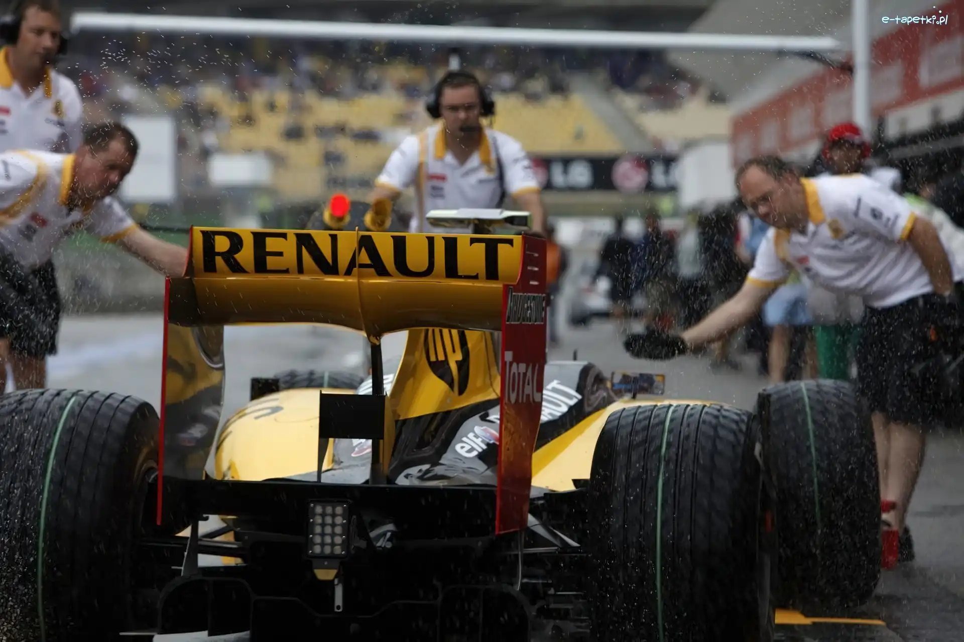 Renault F1, Pit Stop