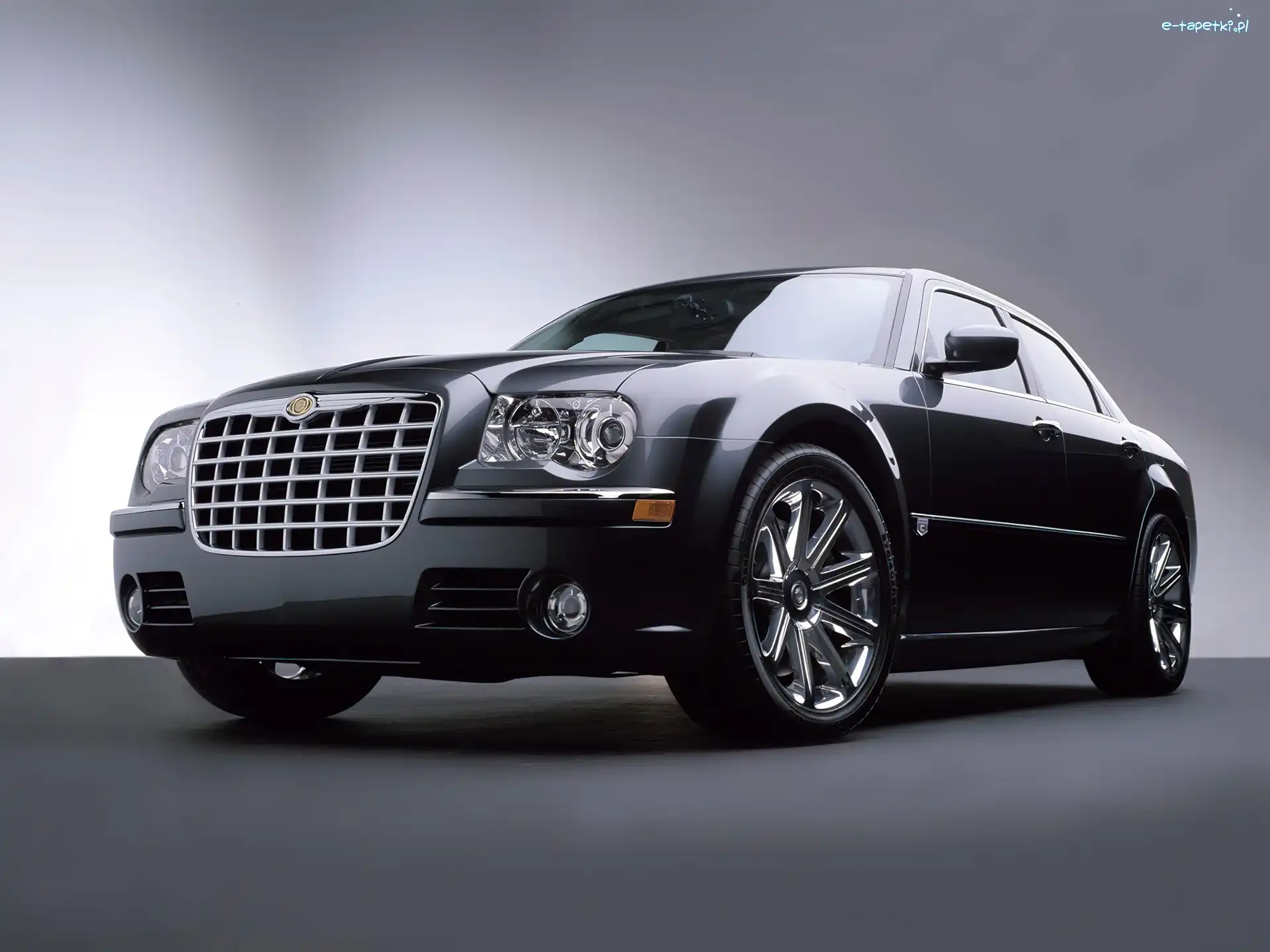 Przód, Chrysler 300C