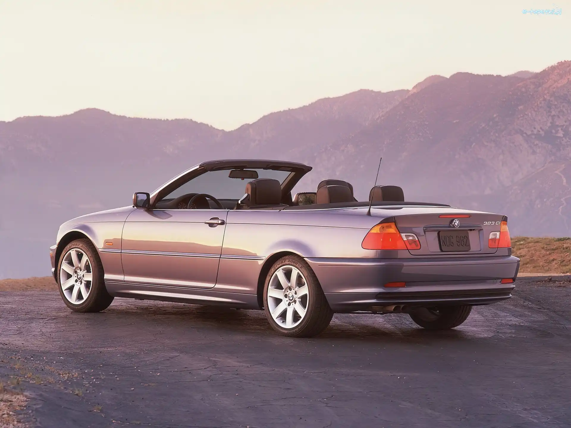 323, BMW