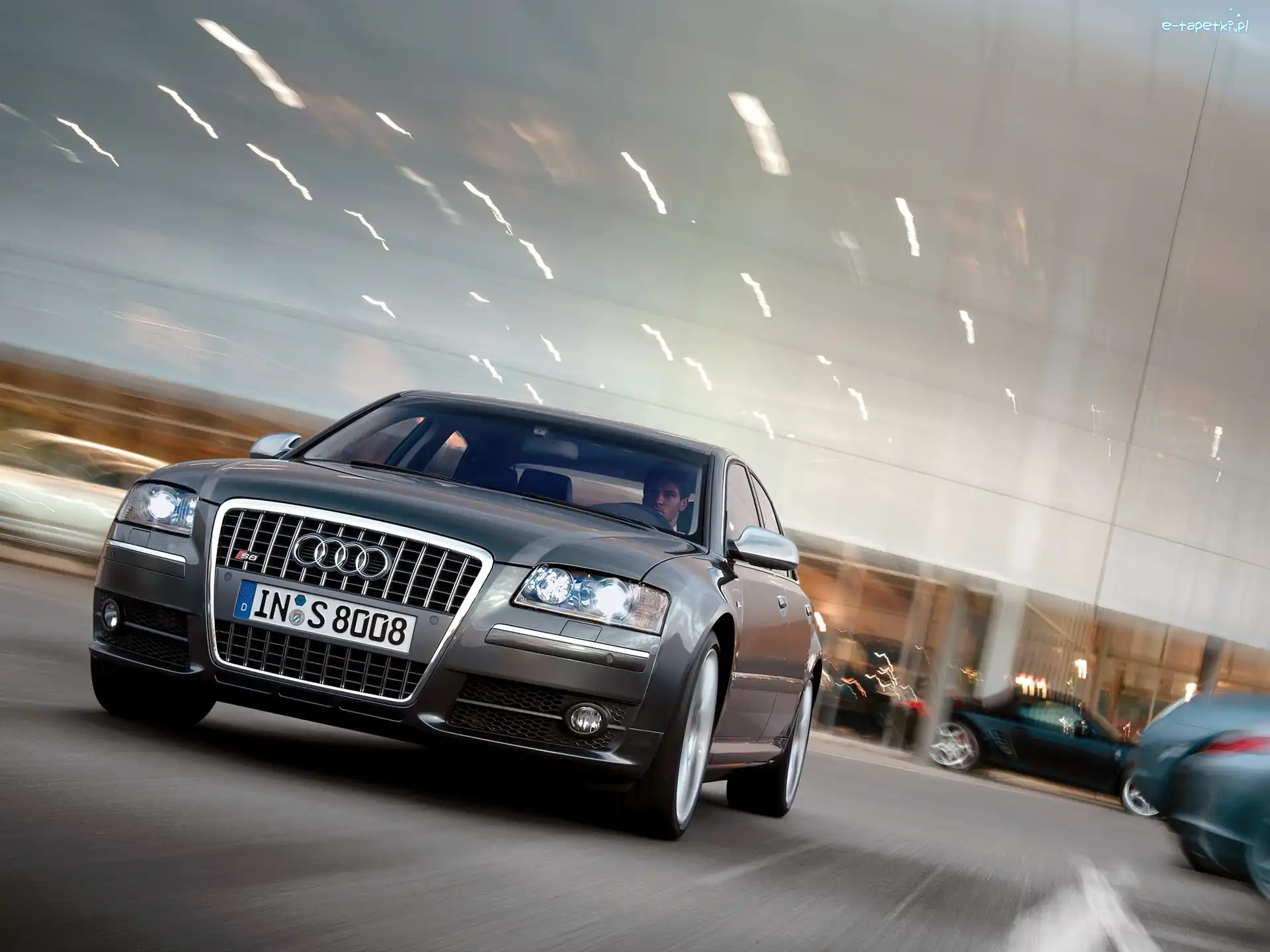 D3, Audi A8