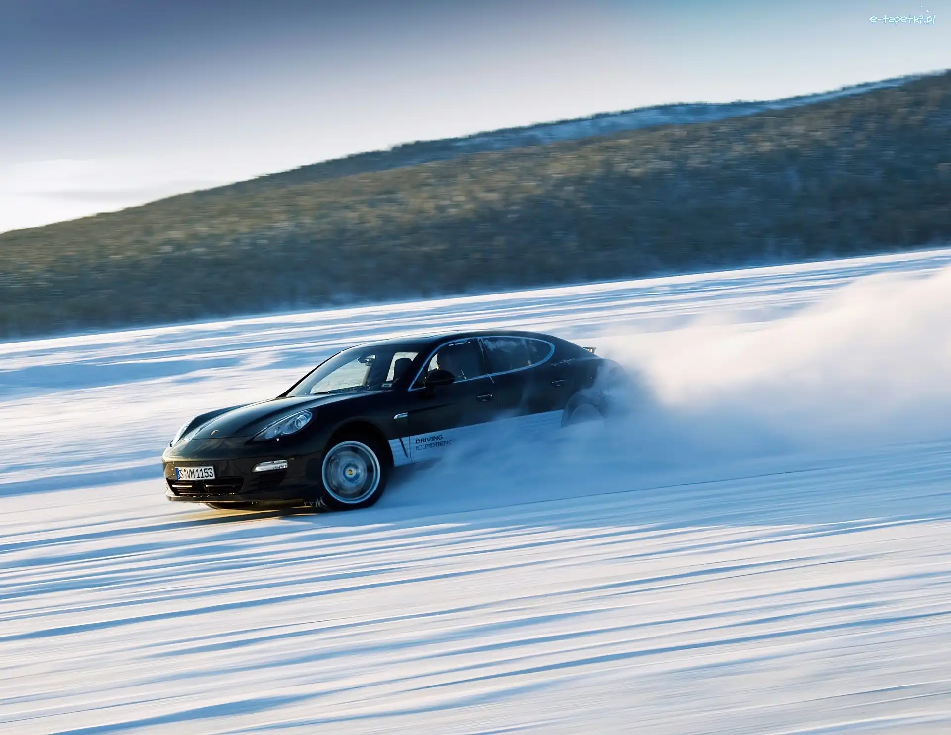 Śnieg, Porsche Panamera