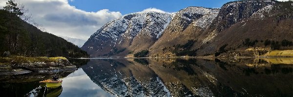 Obłoki, Ulvikfjord, Łódka, Odbicie, Las, Góry