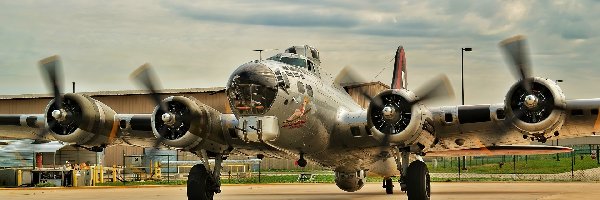 B17, Bombowy, Samolot