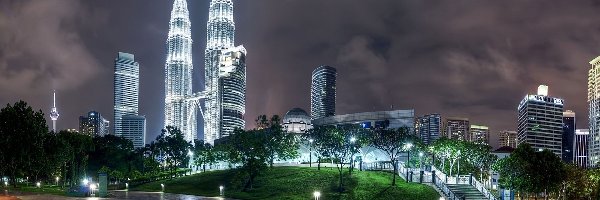 Noc, Kuala Lumpur, Malezja
