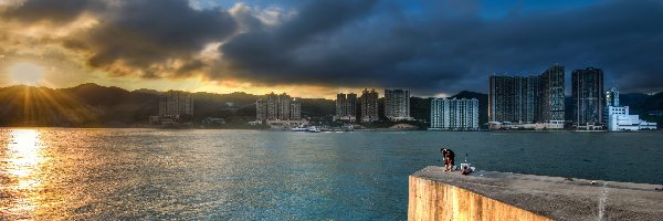 Promienie, Góry, Słońca, Hong Kong