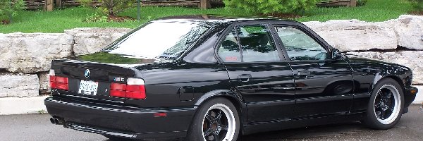 E34, alufelgi, czarna, BMW 5