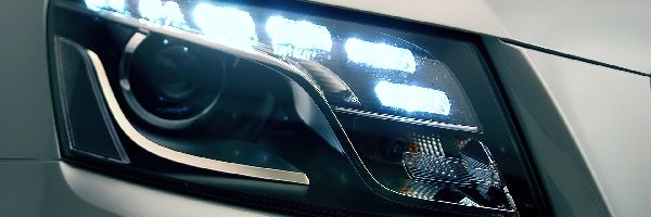 Reflektor, Audi Q5