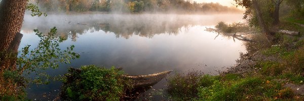 Mgła, Jezioro