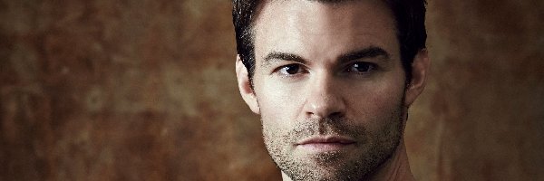 Zarost, Daniel Gillies